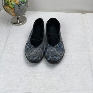 Apropos Anthropologie Womens canvas Shoes Size 9.5